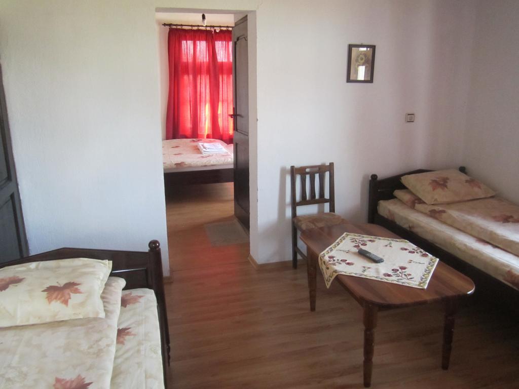 Guest House Popov Marchevo Εξωτερικό φωτογραφία
